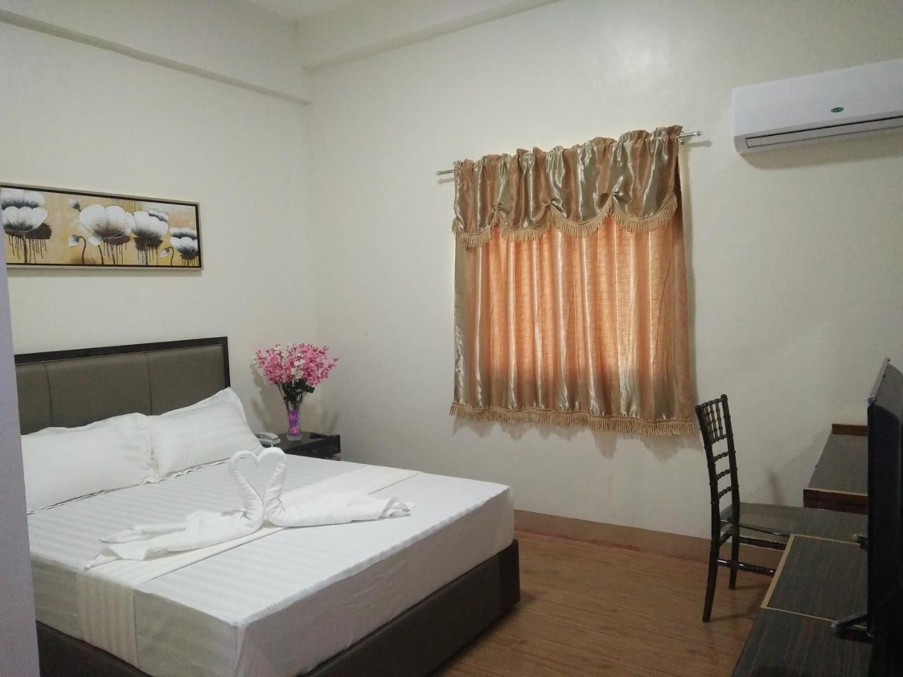 Meaco Royal Hotel - Batangas City Eksteriør billede