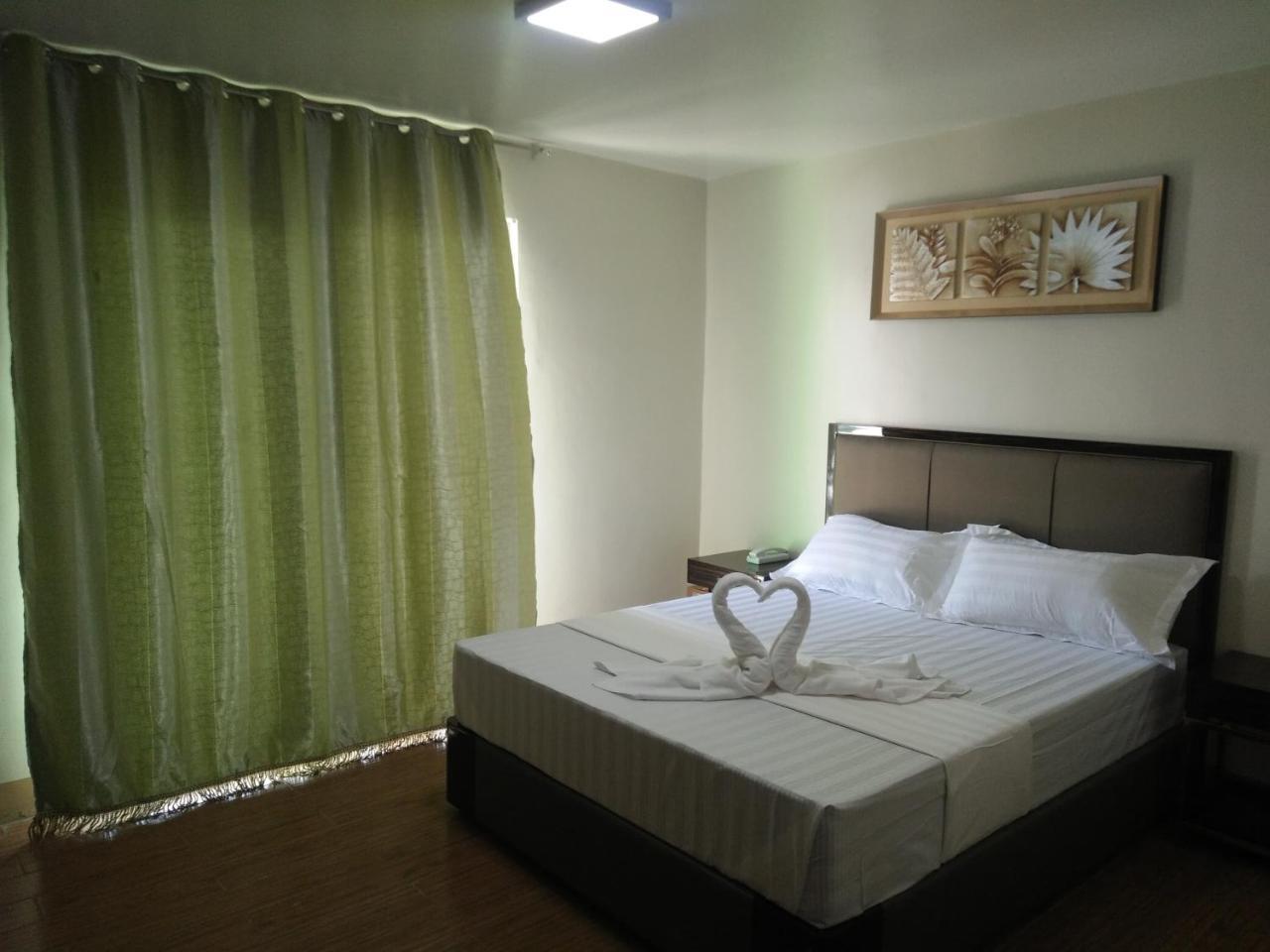 Meaco Royal Hotel - Batangas City Eksteriør billede