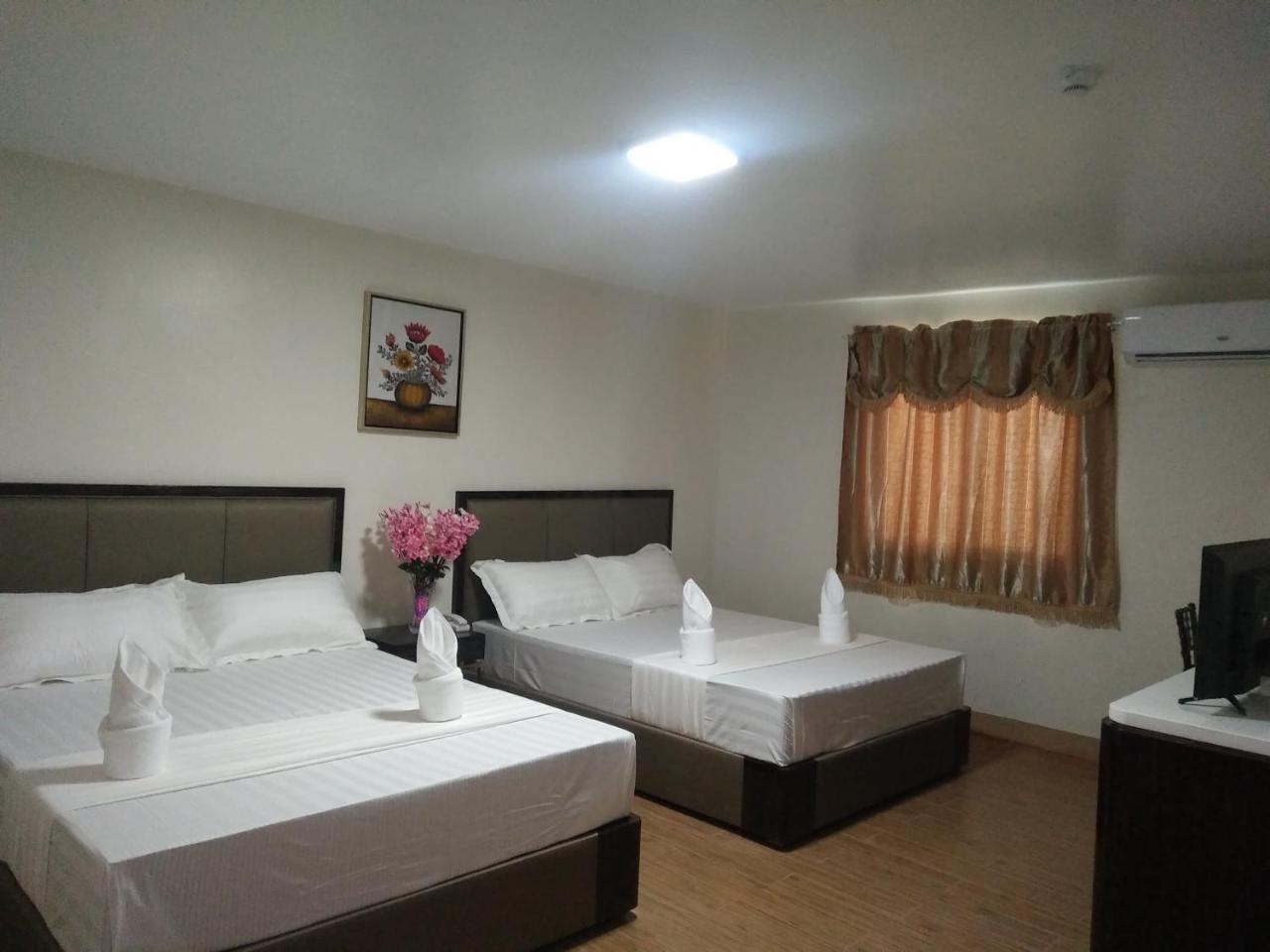 Meaco Royal Hotel - Batangas City Eksteriør billede