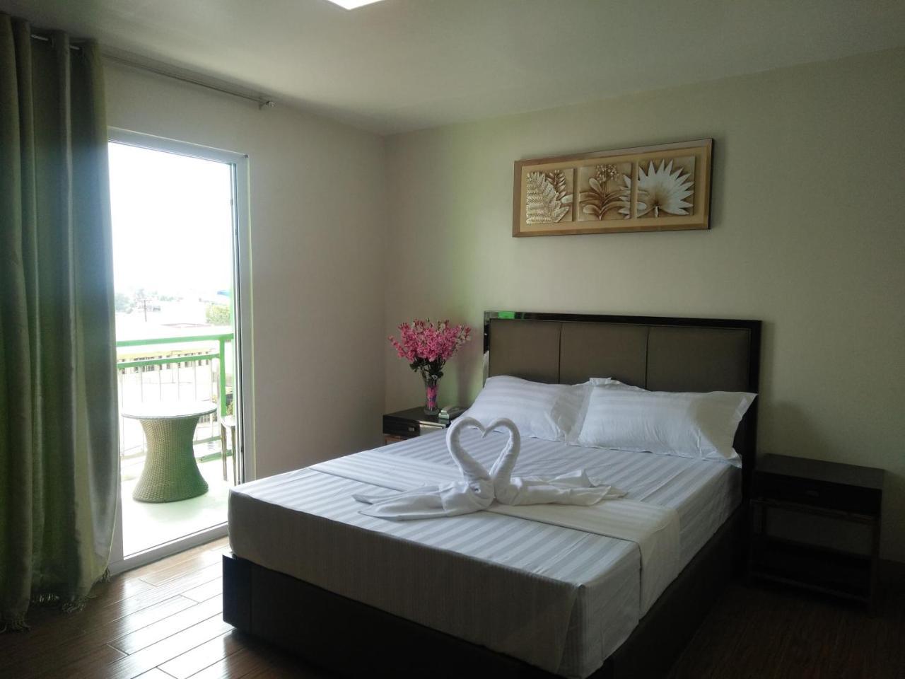 Meaco Royal Hotel - Batangas City Eksteriør billede