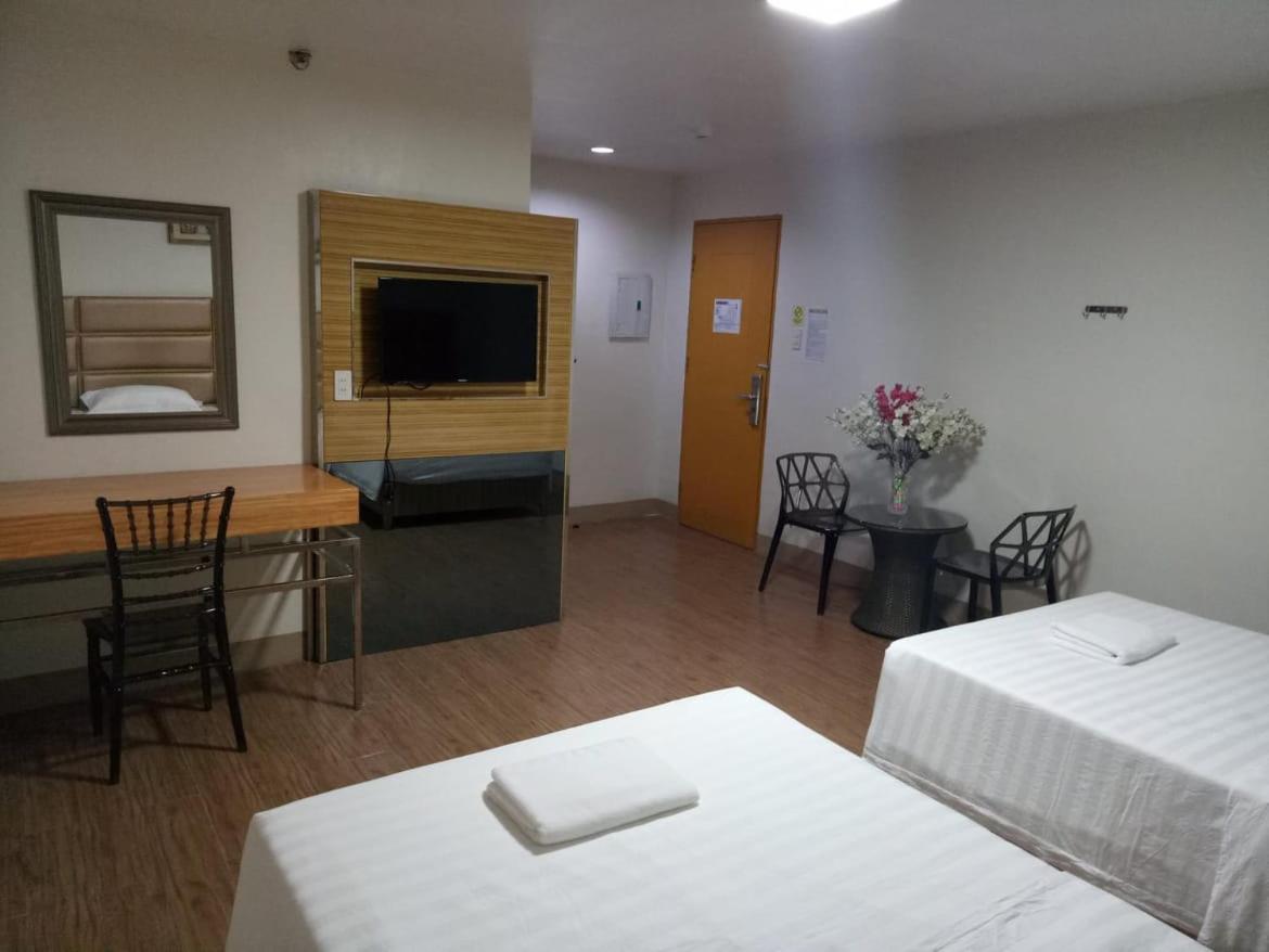 Meaco Royal Hotel - Batangas City Eksteriør billede