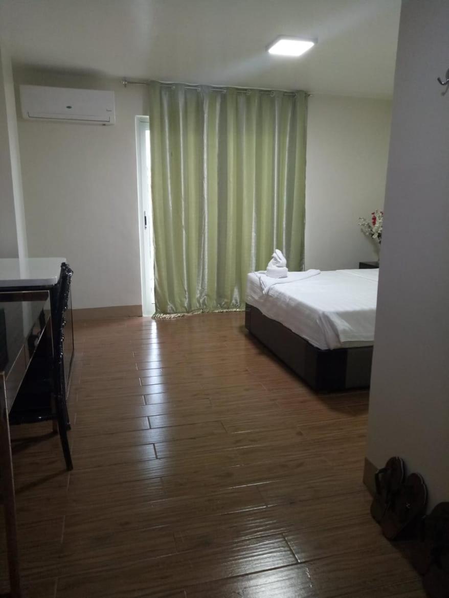 Meaco Royal Hotel - Batangas City Eksteriør billede