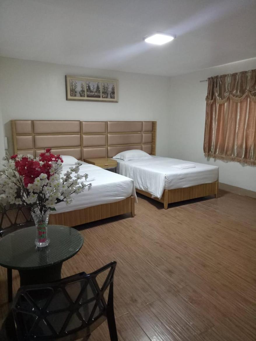 Meaco Royal Hotel - Batangas City Eksteriør billede