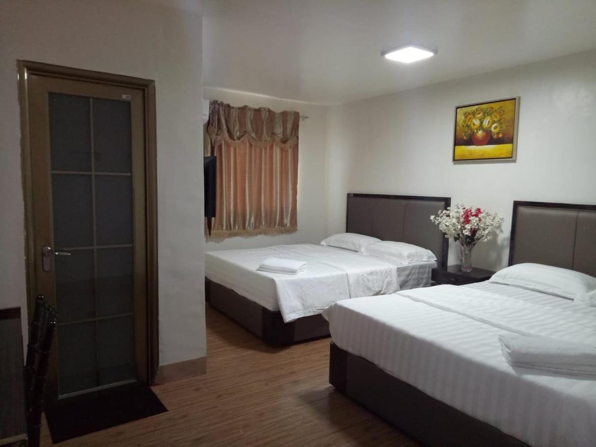 Meaco Royal Hotel - Batangas City Eksteriør billede