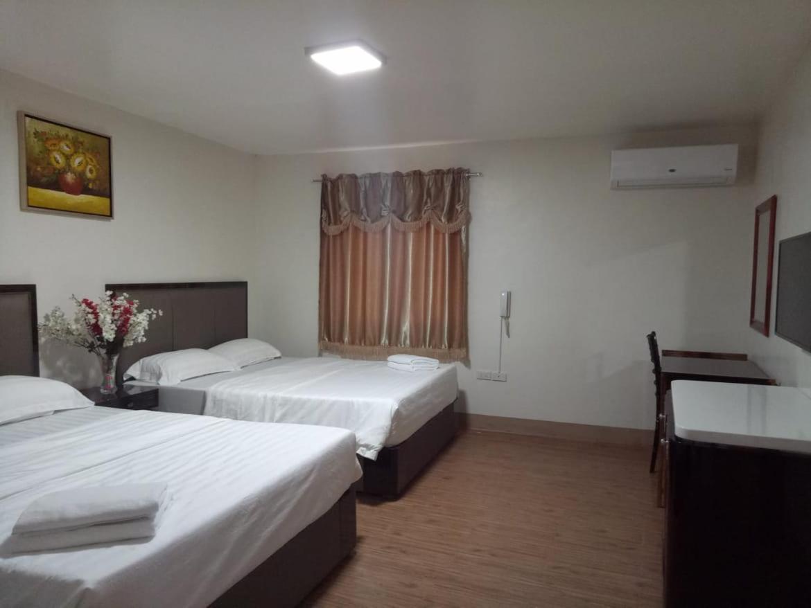 Meaco Royal Hotel - Batangas City Eksteriør billede