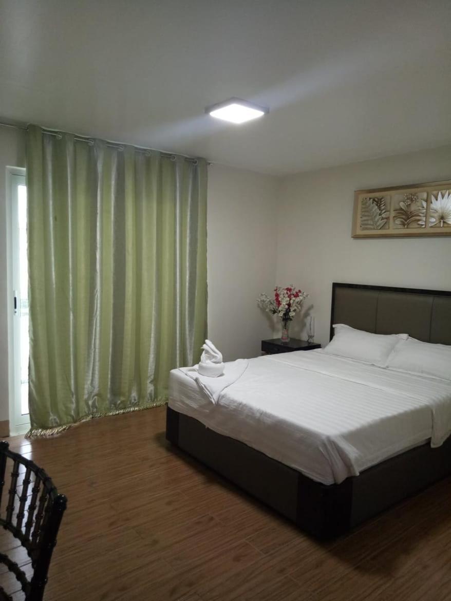 Meaco Royal Hotel - Batangas City Eksteriør billede